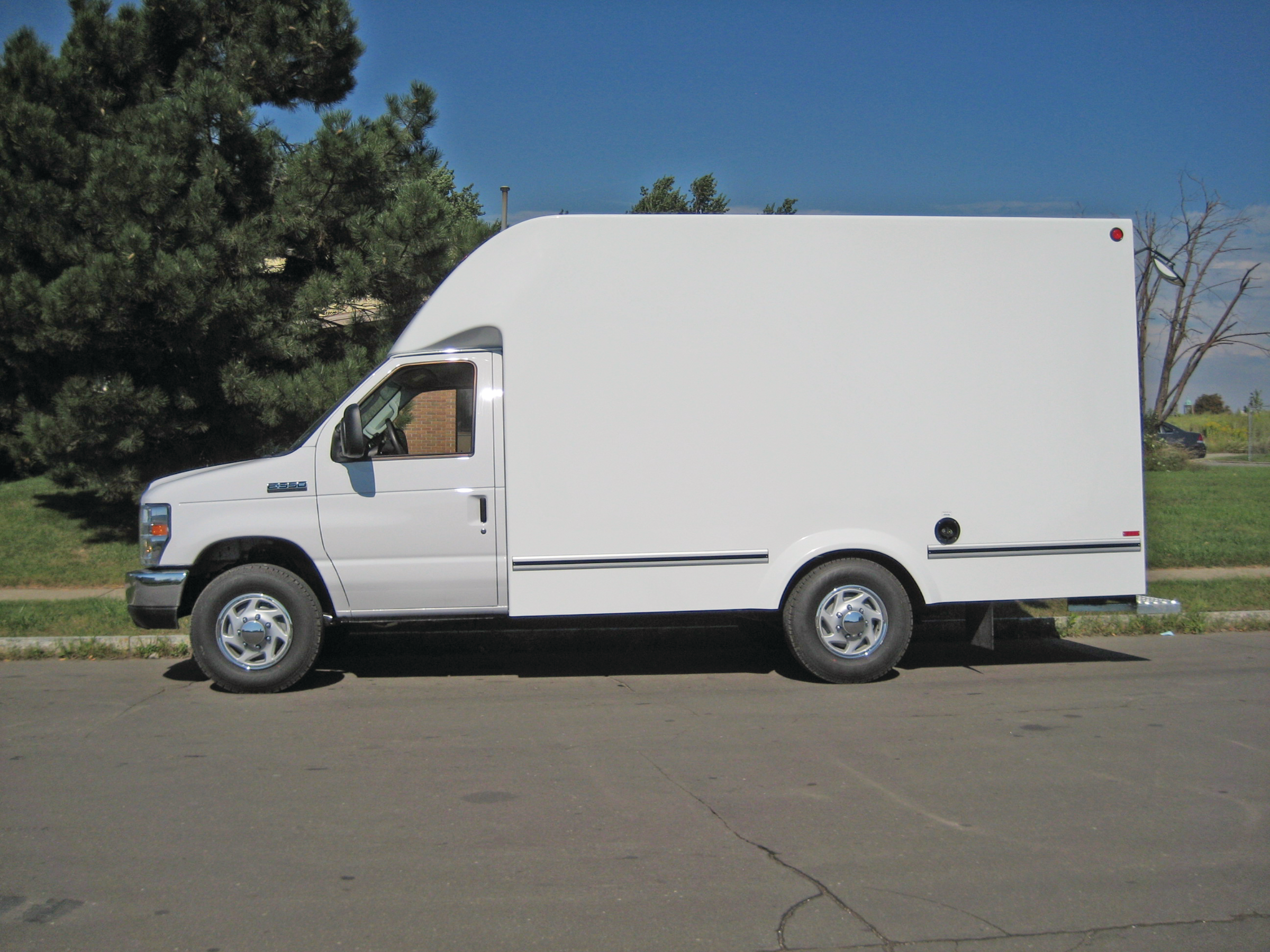 Unicellaerodynamicvanbody 10110101