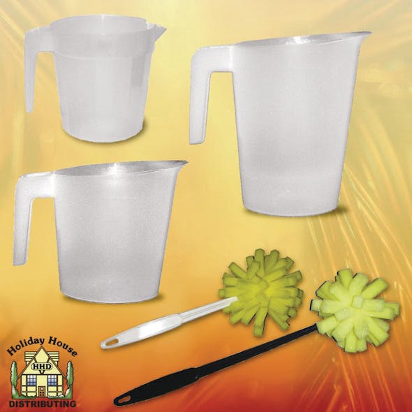 Holidayhousepitcherandspongebrushes 10110226