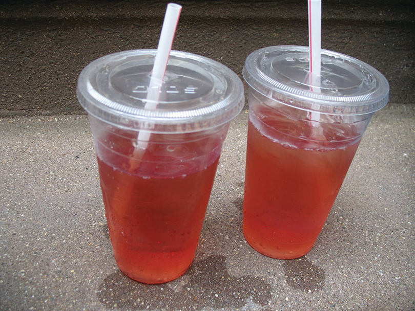 Plastic Cups 10854858