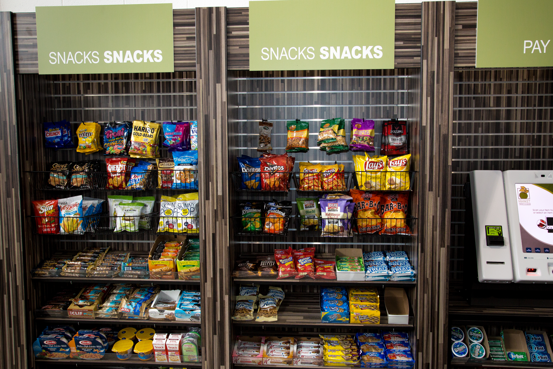 228 A3427 56d765271f106