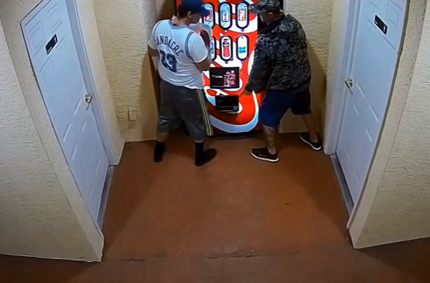 Untitled 57bde294696d5