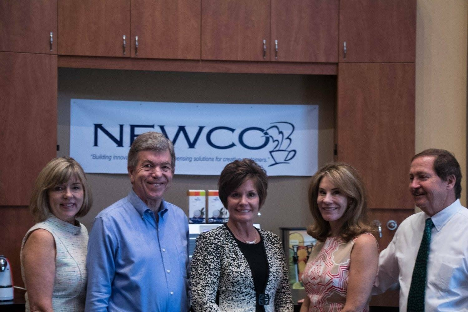 (From Left) Sandy Larson, Senior Director and Counsel, NAMA&rsquo;s Government Affairs; United States Senator Roy Blunt; Karen Webster, CFO, Newco; Abby Blunt, Senator Blunt&rsquo;s wife; Joe Webster, CEO, Newco.