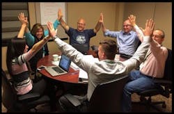 Edp High Five Photo 59245e46a24bc Edp High Five Photo 59245e46a24bc