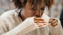 WomanDrinkingCoffee 5b575d3907140