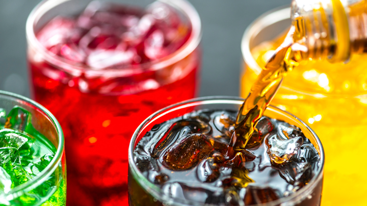 Carbonated Beverages See November Sales Growth, Especially Sparkling Water | Vending Market Watch