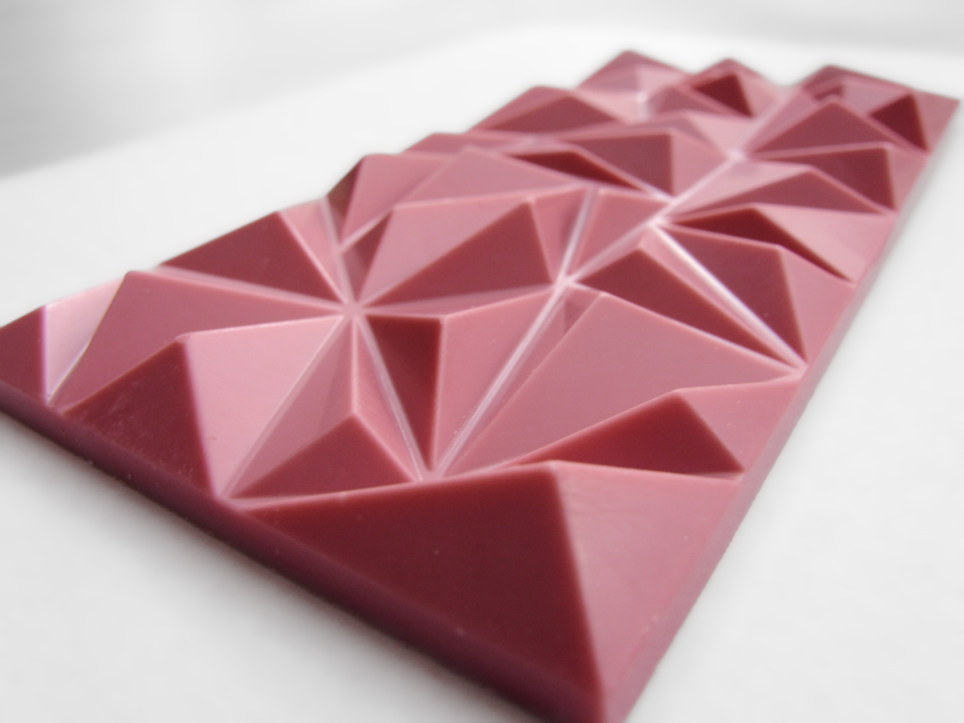 A 80 gram pure Ruby chocolate bar This file is licensed under the Creative Commons Attribution-Share Alike 4.0 International license.