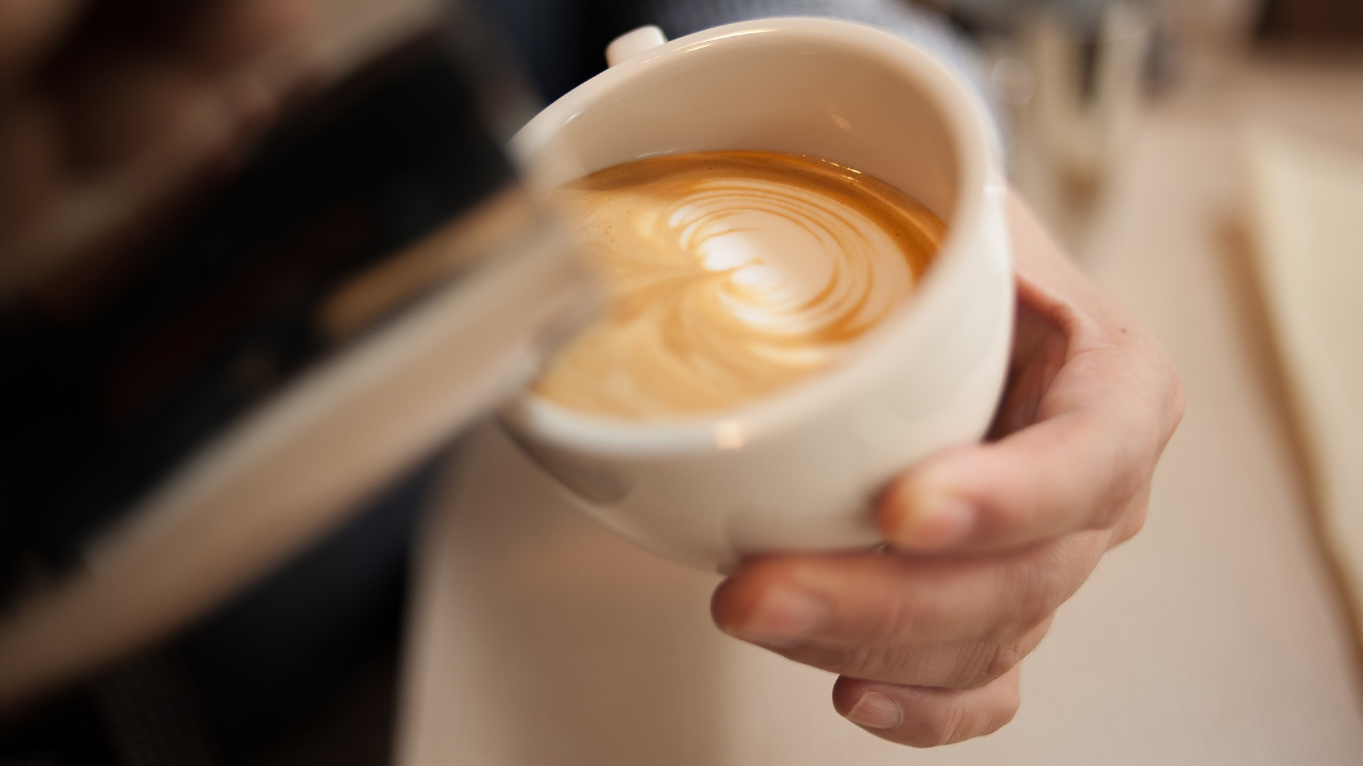 Latte In Making Sanso Kim Pixabay 61362e3a1dc78