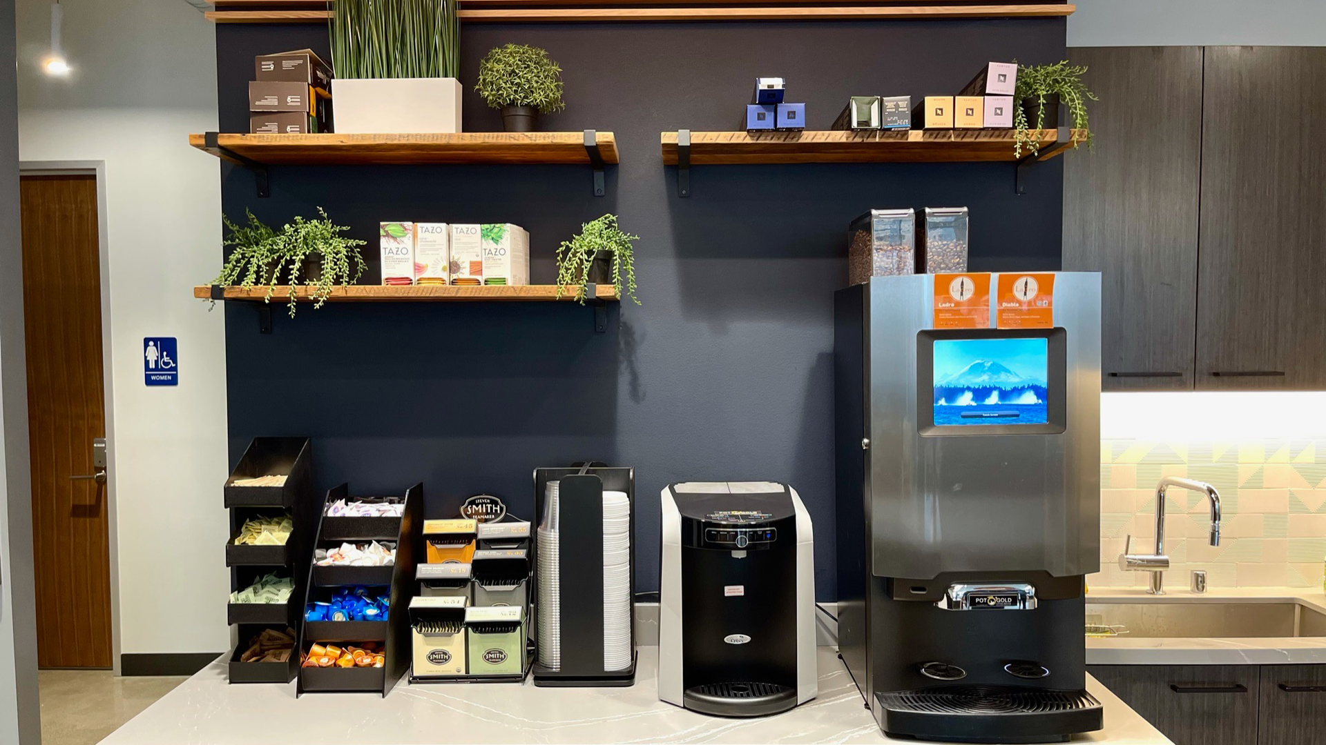 Pot O' Gold strives to support local coffee roasters.