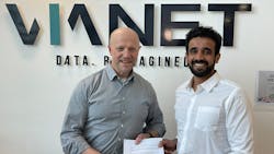 James Dickson - CEO, Vianet PLC (on left) and Aroon Khatter - CEO, Vendekin Technologies (on right) James Dickson - CEO, Vianet PLC (on left) and Aroon Khatter - CEO, Vendekin Technologies (on right)