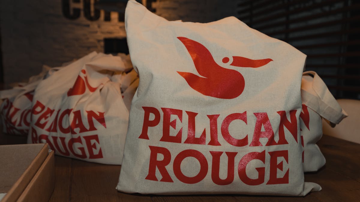 Pelican rouge deals vending machine