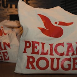 Pelican Rouge 1
