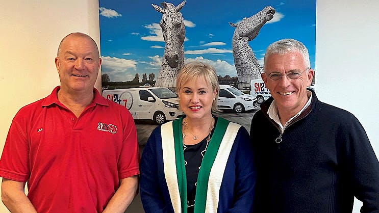 657340648c1ba6001eb4fec0 Lpro High Res Sv247