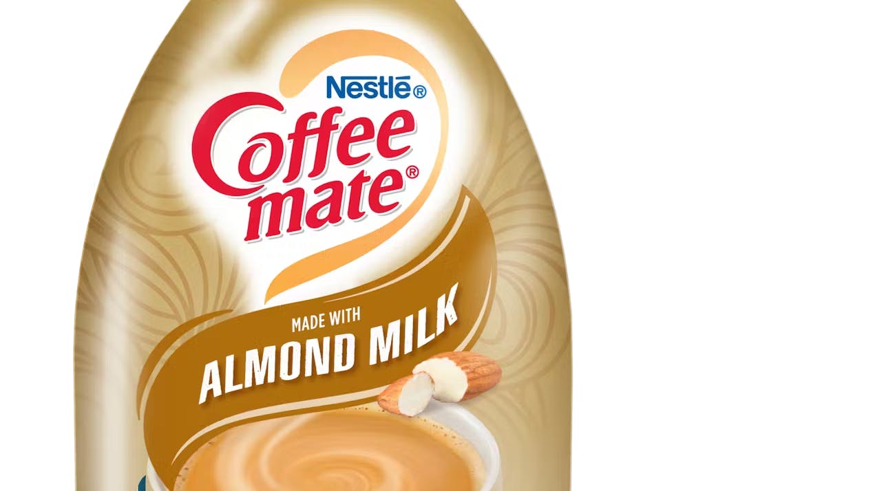 Coffee mate Vanilla-flavored Almond Milk Creamer Concentrate