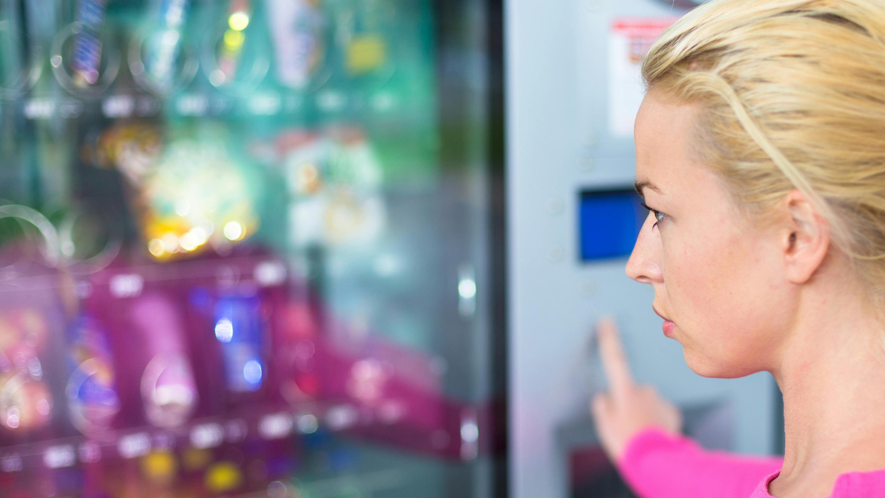 6892632e671f8341125858fa Dreamstime Xxl 43883592