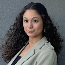 Mikayla Lindenfeld Mikayla Lindenfeld